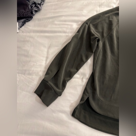 Athleta Seasoft Crewneck Sweatshirt - Picture 5 of 11